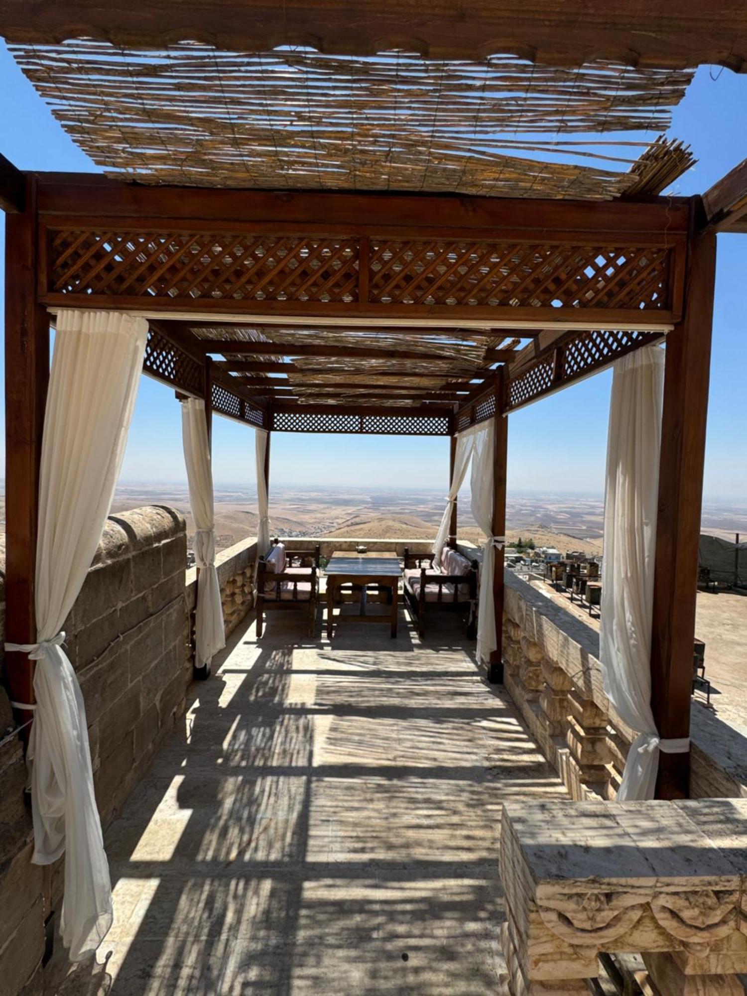 Maristan Tarihi Konak Mardin Exterior photo